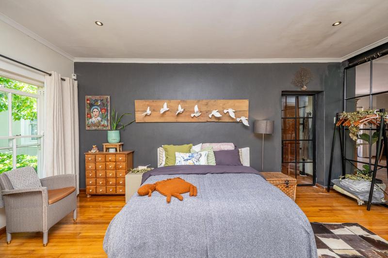 7 Bedroom Property for Sale in Somerset West Western Cape